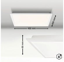 Fyrkantig LED taklampa med måtten 450 gånger 450 gånger 50 millimeter (Image AI modified or generated)