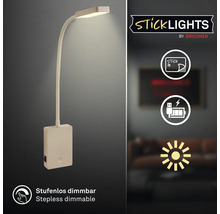 LED vägglampa Sticklights från Briloner med flexibel arm, batteridriven med USB laddning, självhäftande och steglöst dimbar.