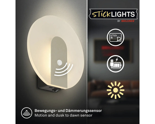 Rund LED vägglampa Sticklights från Briloner med rörelsedetektor, skymningssensor, USB batteri och klistermontering.