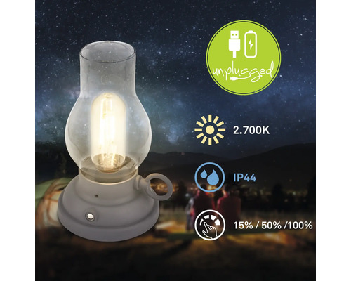LED bordslampa i lyktdesign med USB uppladdningsbart batteri, varmvitt ljus på 2.700 Kelvin, kapslingsklass IP44 och tre dimningsnivåer.