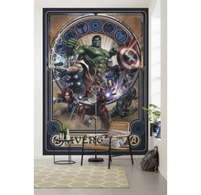 Väggmålning med Avengers-motiv i ett vardagsrum