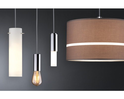 Olika hänglampor av glas och metall