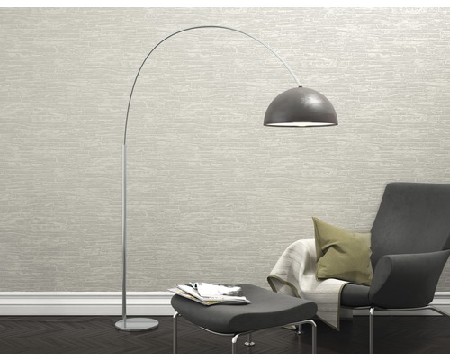 Läsdel med golvlampa, fåtölj och fotpall