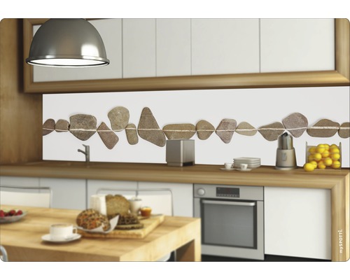 Köksscen med köksbänksskiva med stenmotiv