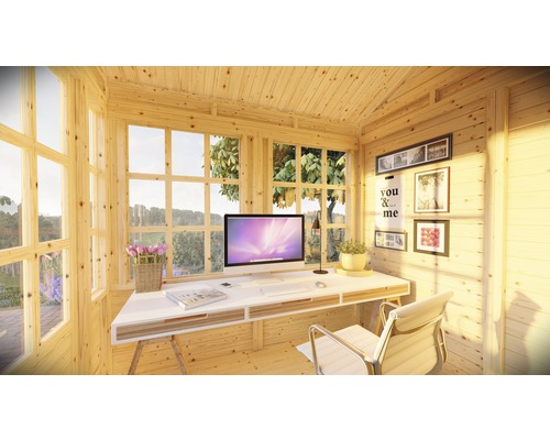 Trädgårdshus i trä med arbetsplats, skrivbord, dator och fönster