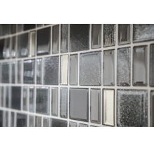 Närbild av mosaikplattor