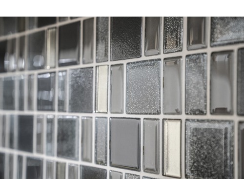 Närbild av mosaikplattor