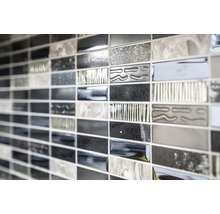 Mosaikplatta med strukturerad yta för väggdesign