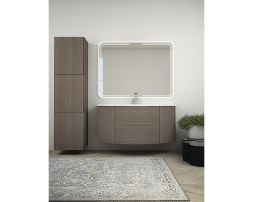 Modern badrumsmöbel med tvättställsskåp, spegelskåp och högskåp för en stilfull atmosfär