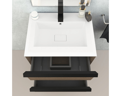 Tvättställsskåp med öppna lådor och tvättställsskål