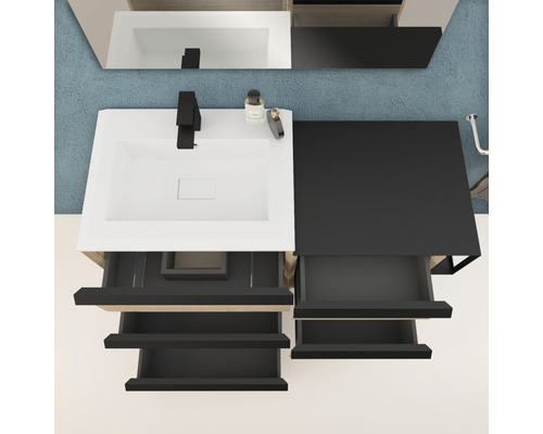 Tvättställ med öppet lådsystem i svartvitt uppifrån