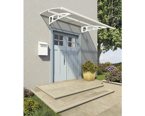 Entré med ytterdörr, brevlåda och tak