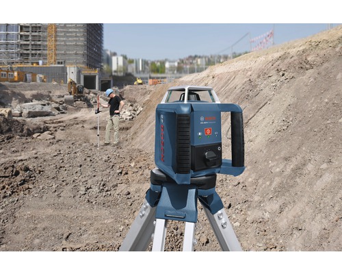 Bosch Logo Rotationslaser på byggarbetsplats med byggnadsarbetare