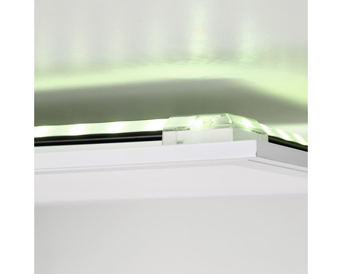 LED-remsa under ett skåp