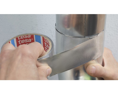 Metallrör tätas med Tesa tejp
