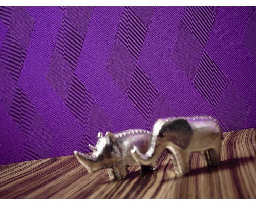 Tapet med geometriskt mönster och djurfigurer