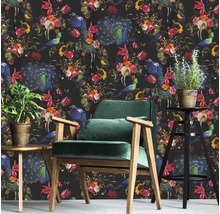 Dekorativ blommig tapet med fågelmotiv inomhus