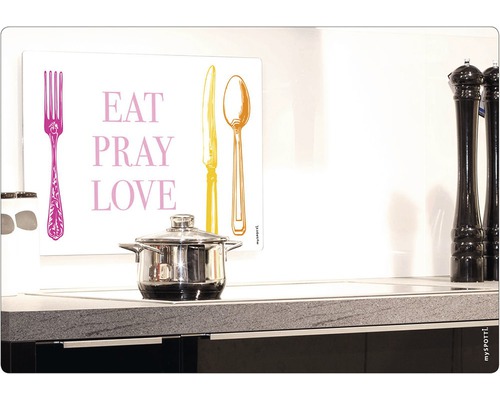 Dekorativ köksväggpanel med texten Ät Be Älska samt illustrationer av bestick