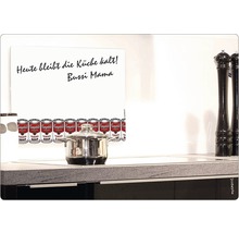 Magnetisk tavla med texten ''Heute bleibt die Küche kalt! Bussi Mama'' och Andy Warhol Campbell''s Soup-motiv i köket