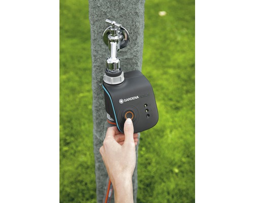 Gardena vattendator på vattenkran, manövreras med handen