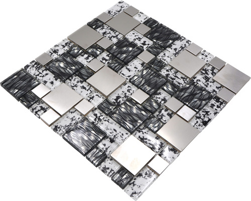 Mosaikmatta med glas- och metallelement