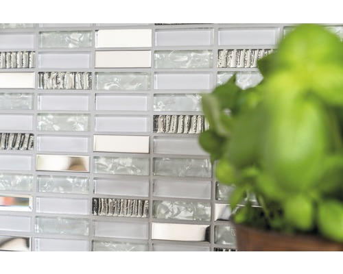 Mosaikplattor med glas, pärlemor och metalleffekt