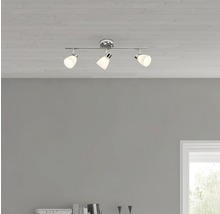 Taklampa med tre spotlights