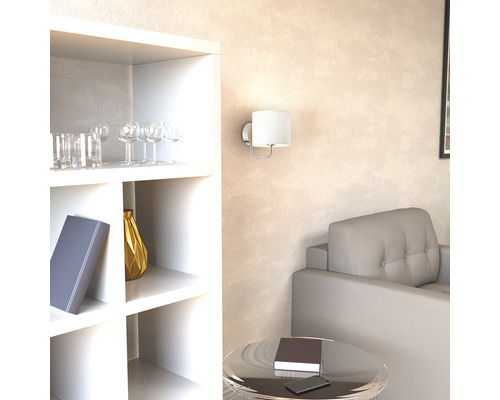 Vägglampa i vardagsrummet