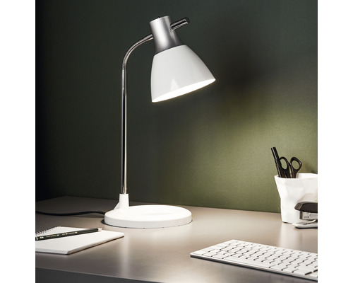 Skrivbordslampa BRILLIANT Janna 40W E27 520mm silver vit Skrivbordslampa BRILLIANT Janna 40W E27 520mm silver vit