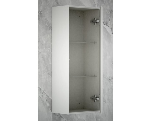 Öppet vitt badrumsskåp med glashyllor för förvaring