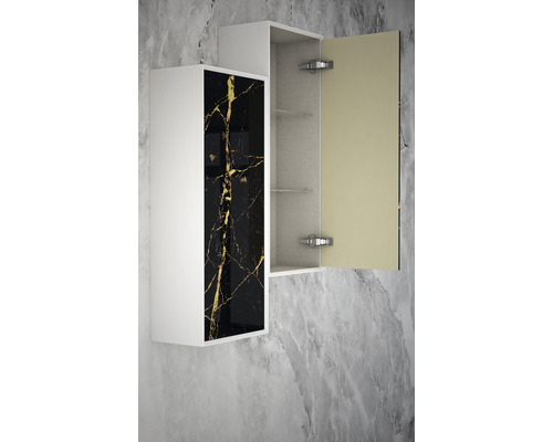 Öppet spegelskåp med svart marmorfront