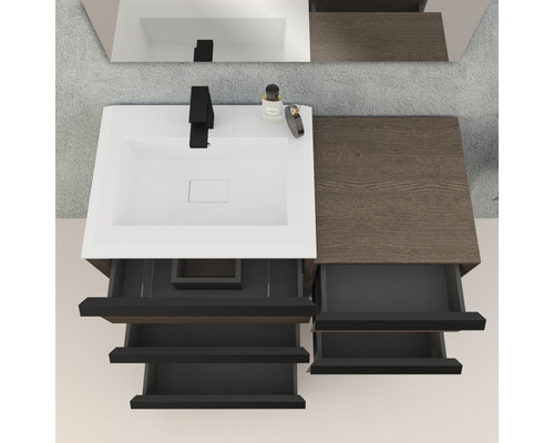 Tvättställsskåp med handfat, armatur och öppna lådor för badrum