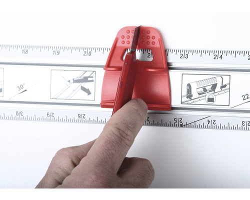 Profilskärare som används på en mätstång