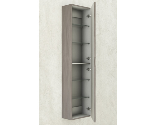 Öppet, hängande badrumsskåp med glashyllor för förvaring av badrumsartiklar