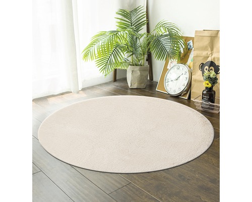 Rund matta i vardagsrummet