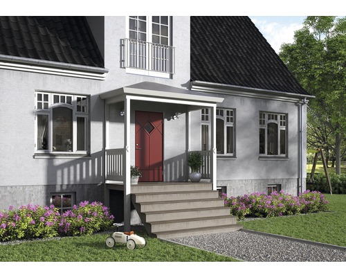 Husfasad med dörrtak, trappa och planterad trädgård