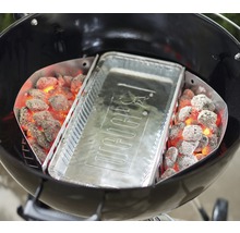 Grill med kolhållare och aluminiumform för indirekt grillning
