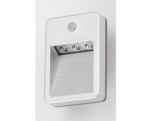 Vägglampa med rörelsesensor och tre LED-lampor