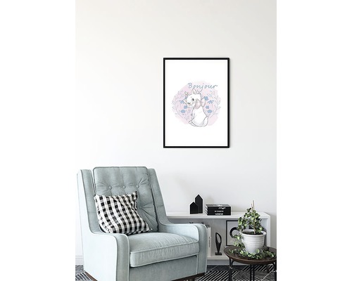 Dekorativ väggbild med kattmotiv och texten Bonjour i vardagsrummet