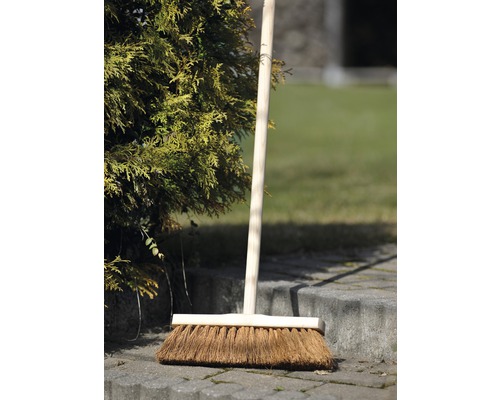Kokoskvast med träskaft för utomhusbruk