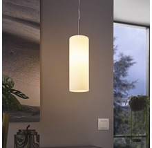 Hänglampa med cylindrisk lampskärm i vardagsrum