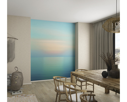 Matsal med fototapet av en lugn ocean i soluppgången