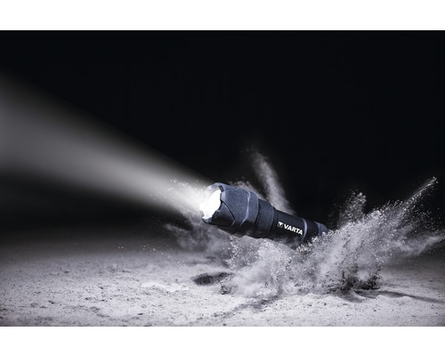 Varta ficklampa i bruk