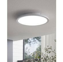 Rund taklampa monterad i taket