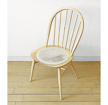 Trästol med rund sittdyna