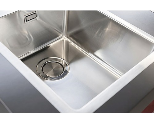 Rostfri diskho med avlopp och överfyllnadsskydd