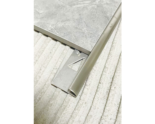 Kakelprofil av metall