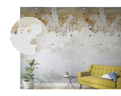 Vardagsrum med skadad vägg och förstoring av väggstrukturen