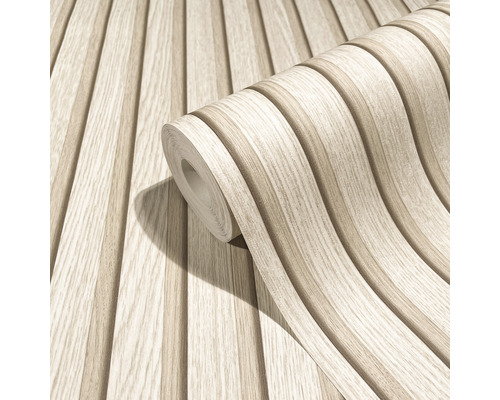 Tapetrulle med träutseende och randigt mönster