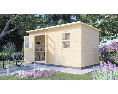 Trädgårdsskjul i trä med öppen dubbeldörr och fönster